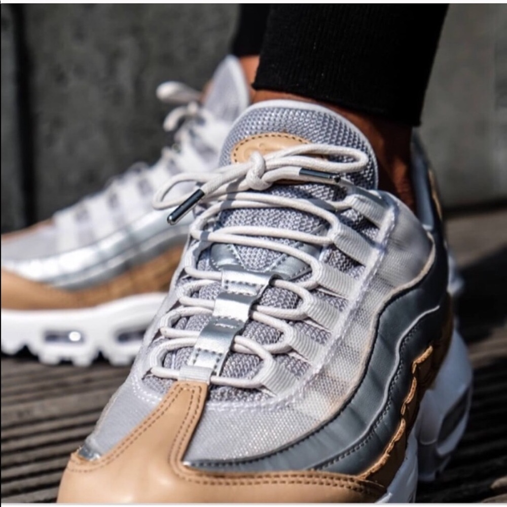 Nike Air Max 95 SE PRM Pure Platinum W AUTHENTIC - Picture 7 of 8